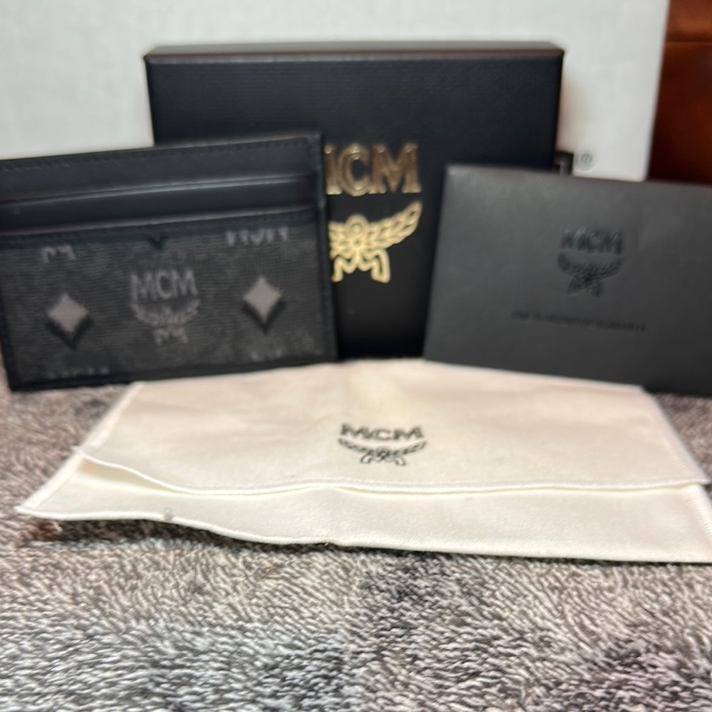 MCM cardholder